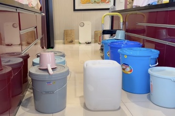 Can ho cua Pho chu tich HoREA bi cat nuoc 8 thang, ban quan ly noi gi? hinh anh