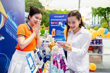 KienlongBank dua Chuyen xe X den thu phu mien Tay hinh anh