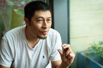 Dao dien Charlie Nguyen: 'Em chua 18 rat nham' hinh anh
