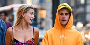 Justin Bieber va Hailey Baldwin chua ky hop dong tien hon nhan hinh anh