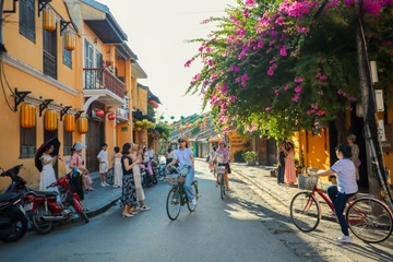 Hoi An lien tuc gay 'sot' tren truyen thong An Do hinh anh