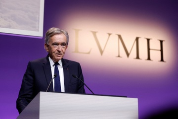 Đế chế LVMH và bí mật đằng sau khả năng tăng trưởng bất chấp suy thoái