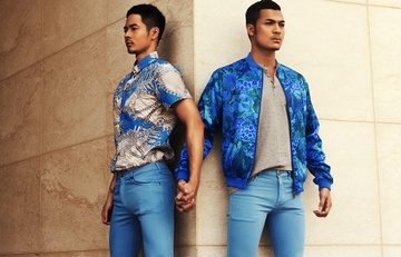 Vu Tuan Viet - Duong Mac Anh Quan tuoi tan chao he hinh anh