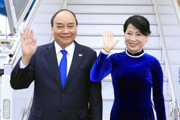 Chu tich nuoc Nguyen Xuan Phuc sap tham Han Quoc hinh anh