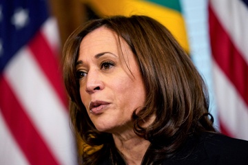 Nga cam Pho tong thong My Kamala Harris va Mark Zuckerberg nhap canh hinh anh