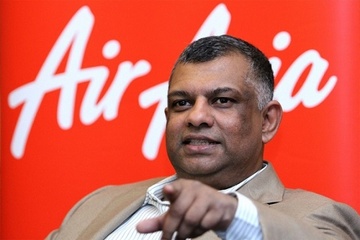 CEO AirAsia len tieng ve dang anh nguc tran, massage trong cuoc hop hinh anh