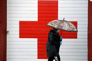 Ca nhiem toan cau vuot 270.000, ca the gioi ‘sap cua’ vi virus hinh anh