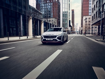 Hyundai Kona N 2021 manh 276 ma luc voi dong co tang ap 2.0 lit hinh anh