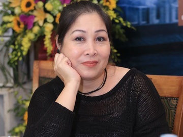 NSND Hong Van roi show Ban muon hen ho hinh anh