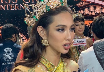 Chuyen gia phan tich vi sao Thuy Tien dang quang Hoa hau Hoa binh hinh anh