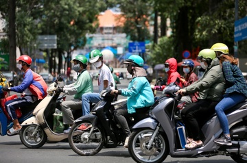 TP.HCM nang nong den het thang 4 hinh anh