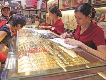 Gia vang se kho quay ve thoi hoang kim hinh anh