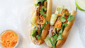Banh mi Viet Nam lai lot top ngon nhat the gioi hinh anh