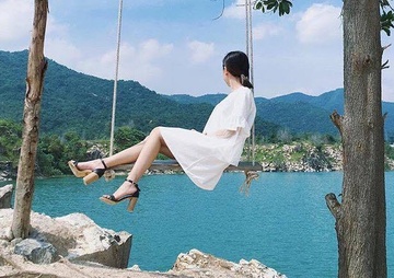 Ho Da Xanh - diem check-in duoc yeu thich gan TP.HCM hinh anh
