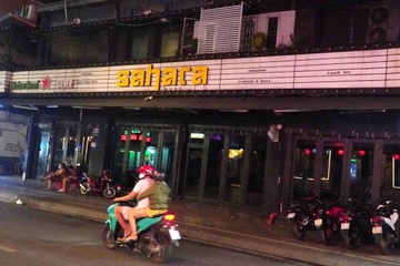 Pho Tay Bui Vien vang khach ngay mo ban tro lai hinh anh