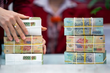 Lai suat tiet kiem tang sang thang thu 4 hinh anh