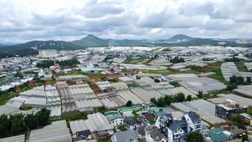 Giao dich dat nen tai Lam Dong tang manh, vuot moc 7.400 ty dong hinh anh