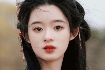 Doi khuyen tai cua my nhan 'So Kieu truyen' khien cha bi dieu tra hinh anh