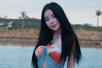 Vẻ gợi cảm của bạn gái Đạt G