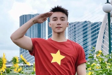 Son Tung, Hai Tu cung dan sao mung le Quoc khanh hinh anh