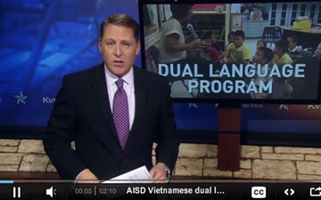 Them truong tieu hoc o My day toan bang tieng Viet hinh anh