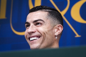 Ronaldo co the song tai dinh thu gan 15 trieu USD o Saudi Arabia hinh anh