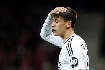 Guler mac ket o Real Madrid hinh anh