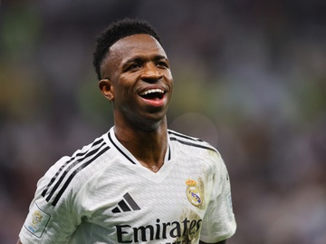 Vinicius ngay cang giau co hinh anh