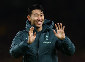 Son Heung-min tao ky luc o Europa League hinh anh