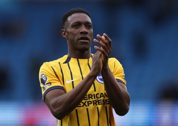 Welbeck di vao lich su Brighton hinh anh