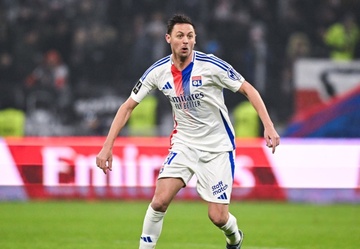 Dong thai cua Matic sau man che nhao Onana hinh anh