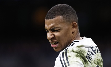 Real Madrid bi UEFA trung phat hinh anh