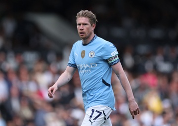 De Bruyne an dinh thoi diem ra mat Napoli hinh anh
