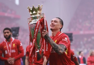 Liverpool ra gia ban Nunez hinh anh