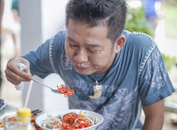 Tan Beo, Huy Khanh nho doi vi to pho day ot hinh anh
