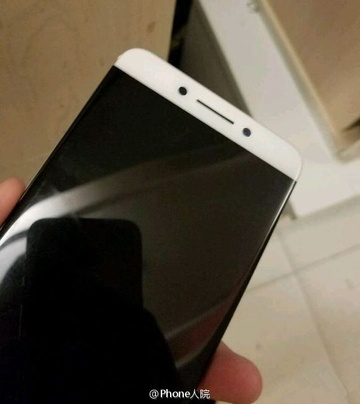 Smartphone RAM 8 GB dau tien tren the gioi sap ra mat hinh anh