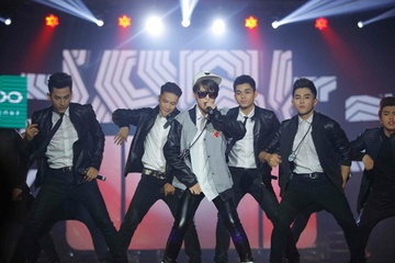 3 lan gia trai khien fan phat sot cua Khoi My hinh anh