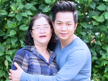 Quach Tuan Du phat hanh album tang me hinh anh