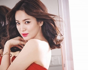Song Hye Kyo tro lai dong cap cung trai tre hinh anh