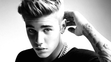 Justin Bieber bi bat gap than mat cung ban gai cu hinh anh