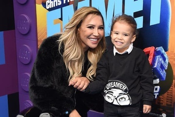 Demi Lovato va loat sao cau nguyen cho dien vien phim ‘Glee’ mat tich hinh anh