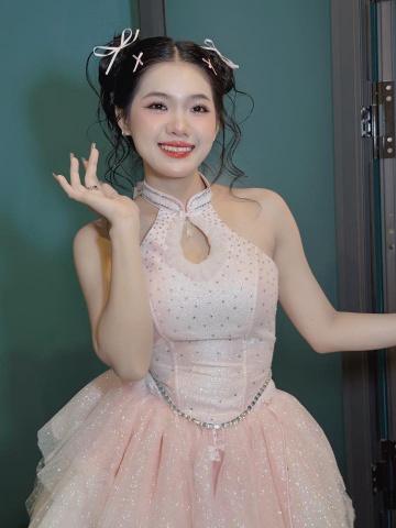 duong ai vy anh 1