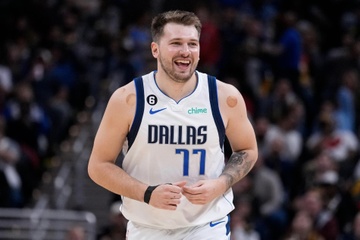 Biet thu toi gian 25 trieu USD cua sao bong ro 26 tuoi hinh anh