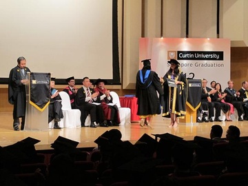 Curtin Singapore - Co hoi hoc bong 2015 hinh anh
