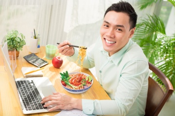 Mì ăn liền là sản phẩm phổ biến với người dùng Việt.