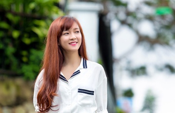 Dinh Huong khong ngai bi 'nem da' khi tung MV nhac phim moi hinh anh