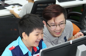 Trai nghiem lap trinh kieu Nhat cho hoc sinh tieu hoc Viet hinh anh