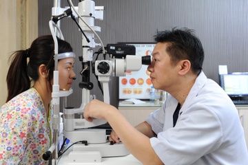 ReLEx SMILE: Phuong phap phau thuat mat an toan, nhanh chong hinh anh