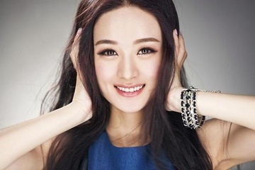 Mien phi lam dep tai ngay hoi Tre hoa va lam dep khong phau thuat hinh anh