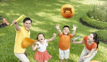 Giai quyet quyen loi bao hiem don gian voi ‘FWD Ca nha vui khoe’ hinh anh